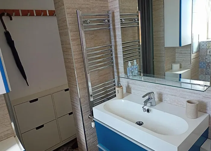 公寓 Bright At A Great Location